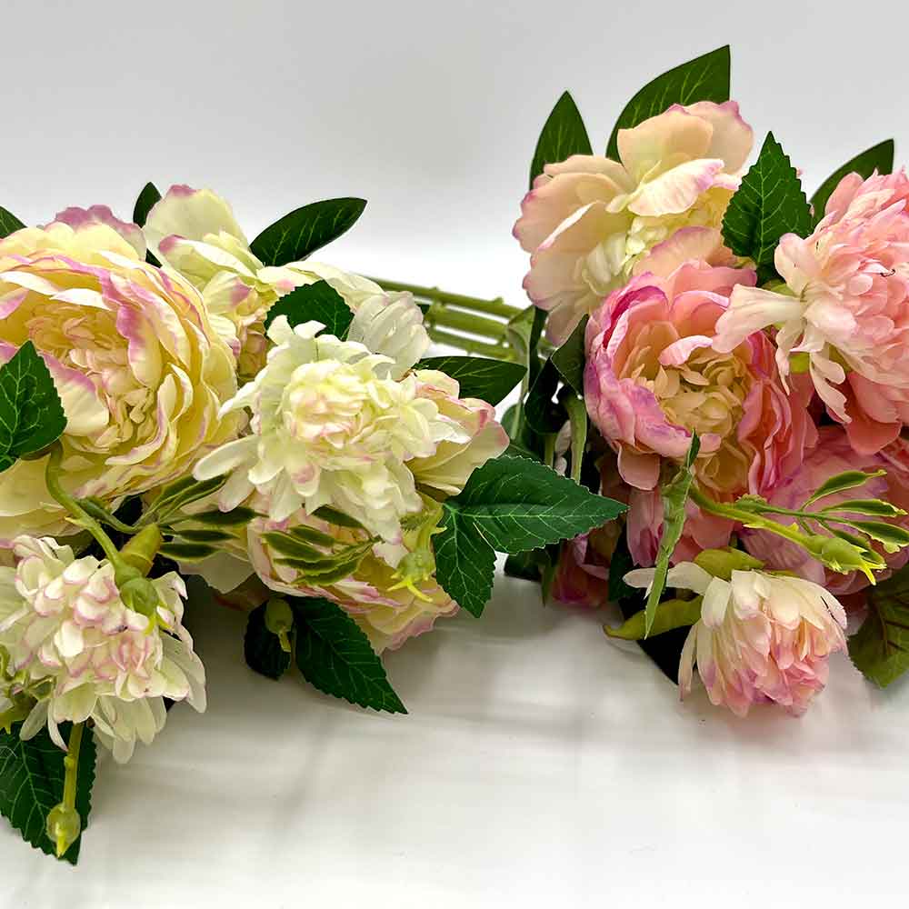 MC22-04068 Peony Bouquet